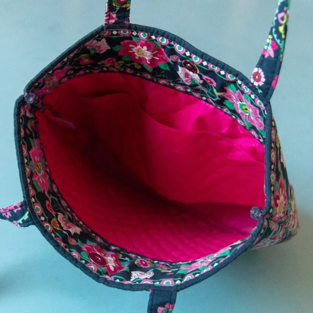 LIKE NEW Vera Bradley Petal Paisley Quilted Floral Large Shoulder Tote Bag